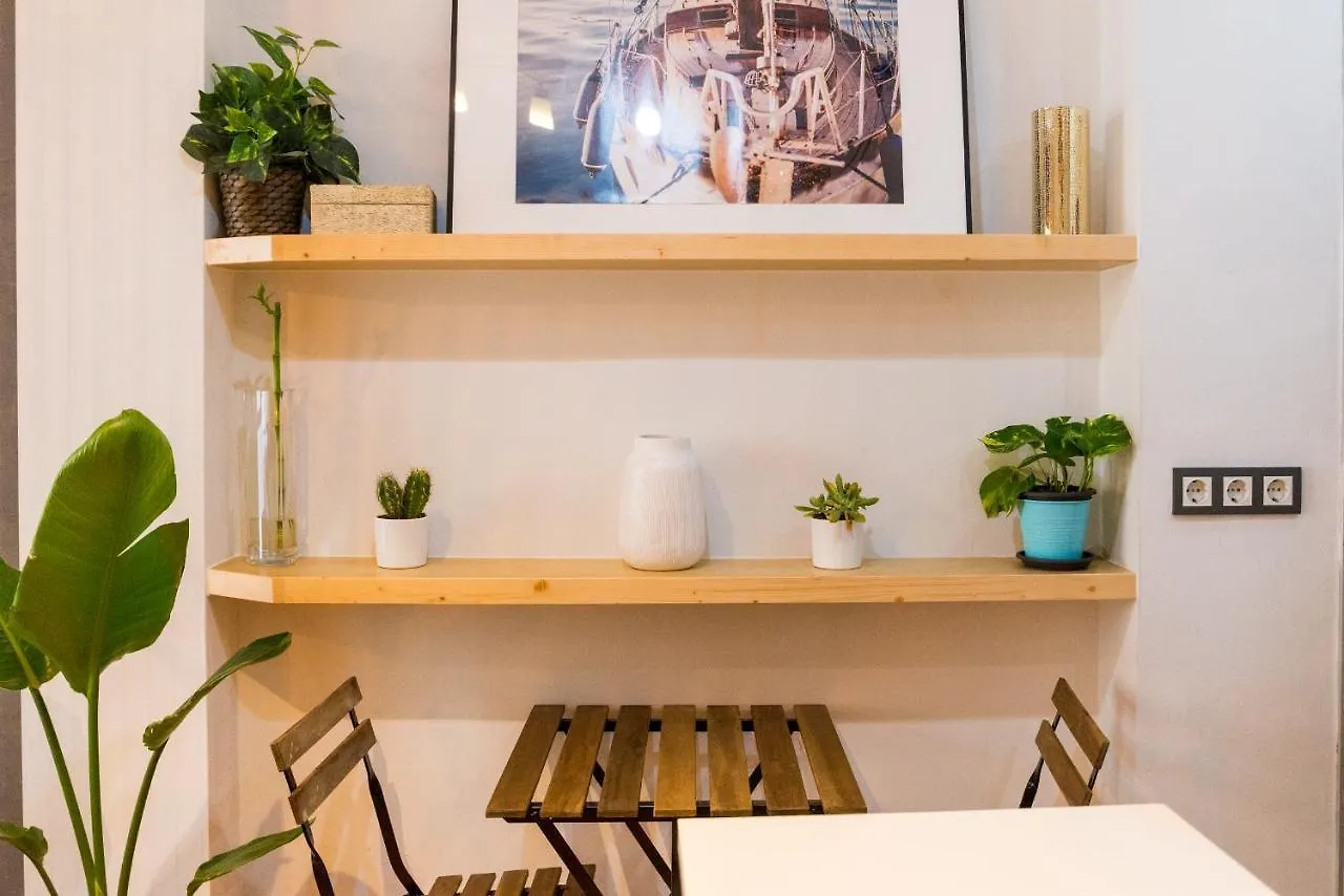 Cozy Apartament In The Heart Of Malaga With Pool 0*,