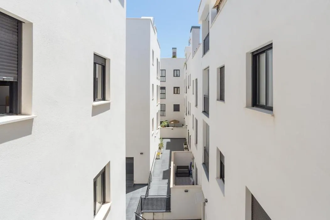 Cozy Apartament In The Heart Of Malaga With Pool Spanien